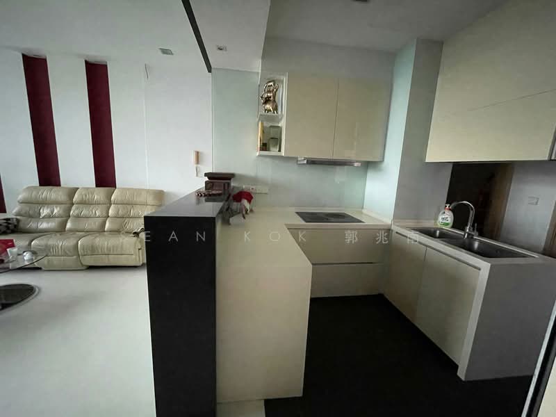 Tanglin Regency, 381 Tanglin Road, 3 Bedrooms, 1,109 sqft, Condominium For Rent, by Sean Kok 郭兆南, 500103030 - Living Room - PropertyGuru.com.sg
