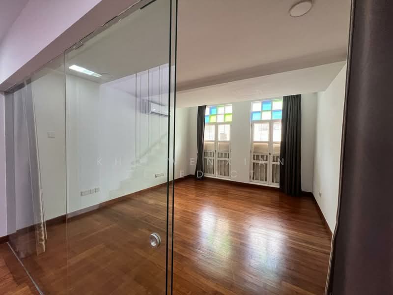 MARSHALL ROAD SHOPHOUSE INTER TERRACE, MARSHALL ROAD, 4 Bedrooms, 1,890 sqft, Shophouse For Sale, by Kho Wenxian Benedict, 500103032 - Living Room - PropertyGuru.com.sg