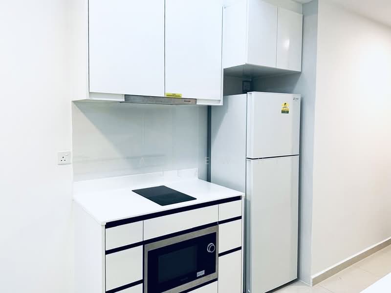 Parc Botannia, 10 Fernvale Street, 1 Bedroom, 431 sqft, Condominium For Sale, by Chua Siew Hin Jean, 500103036 - Kitchen - PropertyGuru.com.sg