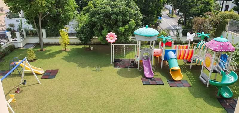 Grand Goodman bungalow, Wimborne road/Goodman road/Branksome road/Wilkinson road, 7 Bedrooms, 10,462 sqft, Bungalow House For Sale, by Tim Seow, 500103041 - Garden - PropertyGuru.com.sg