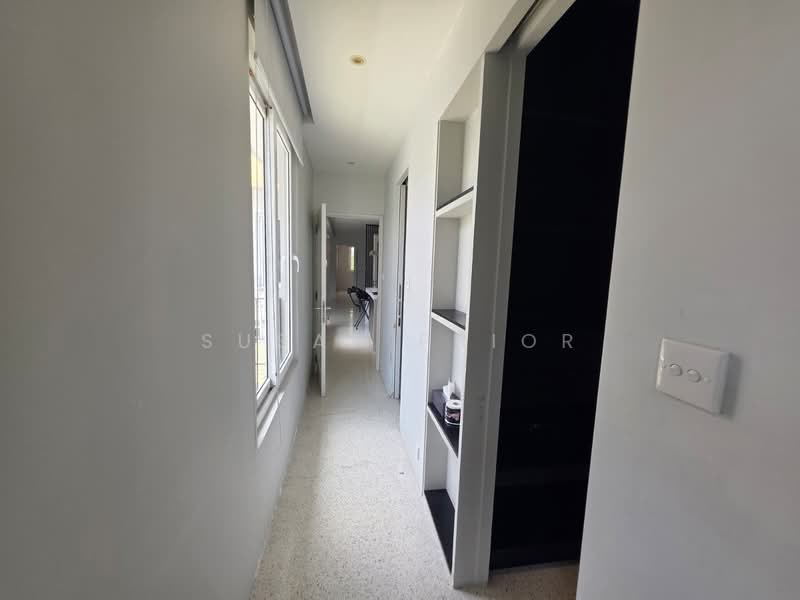 1 km To RGPS! 2+1 Greenwood Walkup, Nearby Hillcrest, Greenwood, Bukit Timah, 2 Bedrooms, 1,142 sqft, Walk-up Apartment For Sale, by Susan Prior, 500103046 - PropertyGuru.com.sg