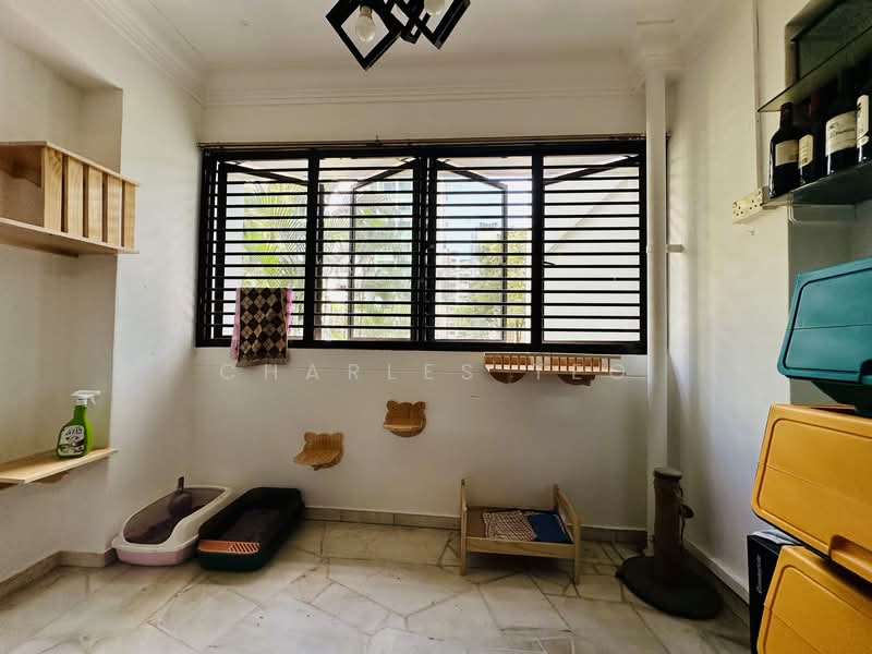 For Sale - 544 Woodlands Drive 16