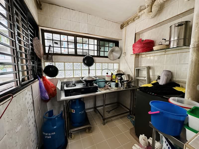 544 Woodlands Drive 16, 544 Woodlands Drive 16, 3 Bedrooms, 1,238 sqft, HDB Flat For Sale, by Charles Teo, 500103052 - Service Balcony - PropertyGuru.com.sg