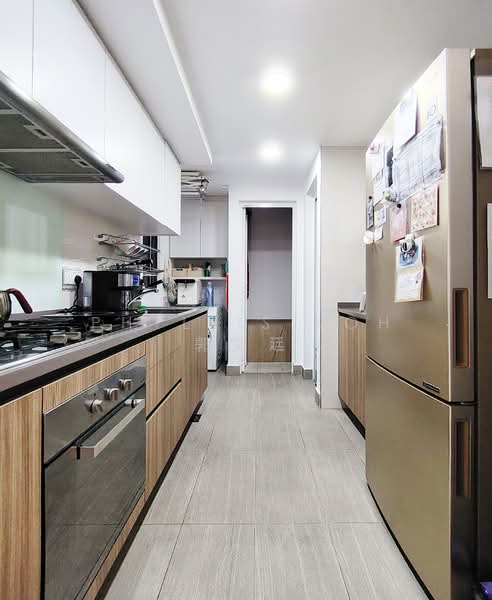 Rivercove Residences EC, 38 Anchorvale Ln, 3 Bedrooms, 958 sqft, Executive Condominium For Sale, by Phyllis Koh 郭艾廷, 500103063 - Kitchen - PropertyGuru.com.sg