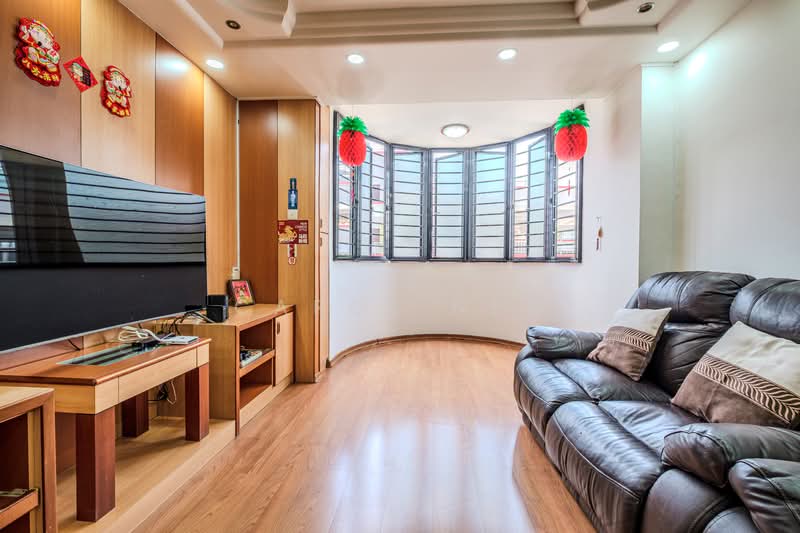 341B Sembawang Close, 341B Sembawang Close, 3 Bedrooms, 1,195 sqft, HDB Flat For Sale, by Carol Neo, 500103070 - Living Room - PropertyGuru.com.sg