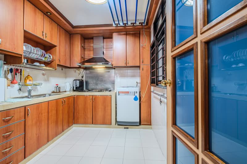 341B Sembawang Close, 341B Sembawang Close, 3 Bedrooms, 1,195 sqft, HDB Flat For Sale, by Carol Neo, 500103070 - Kitchen - PropertyGuru.com.sg
