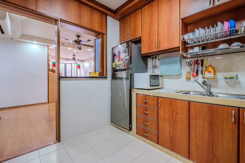 341B Sembawang Close, 341B Sembawang Close, 3 Bedrooms, 1,195 sqft, HDB Flat For Sale, by Carol Neo, 500103070 - Kitchen - PropertyGuru.com.sg