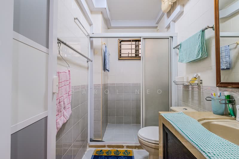 341B Sembawang Close, 341B Sembawang Close, 3 Bedrooms, 1,195 sqft, HDB Flat For Sale, by Carol Neo, 500103070 - Bathroom - PropertyGuru.com.sg