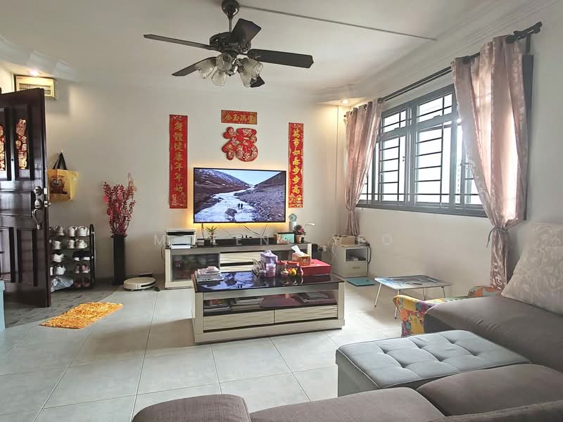 475 Sembawang Drive, 475 Sembawang Drive, 3 Bedrooms, 1,184 sqft, HDB Flat For Sale, by Molene Yeo, 500103075 - Living Room - PropertyGuru.com.sg