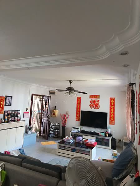 475 Sembawang Drive, 475 Sembawang Drive, 3 Bedrooms, 1,184 sqft, HDB Flat For Sale, by Molene Yeo, 500103075 - Living Room - PropertyGuru.com.sg