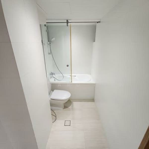 Chancery Court, 36E Dunearn Road, 3 Bedrooms, 2,271 sqft, Condominium For Rent, by Richard Then, 500103079 - Bathroom - PropertyGuru.com.sg