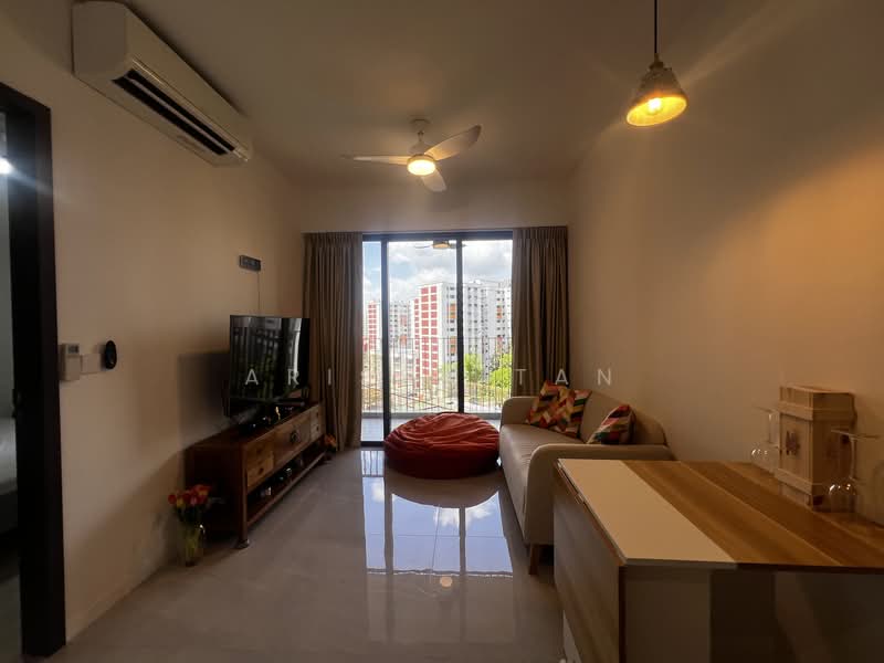 Riverfront Residences, 45 Hougang Avenue 7, 2 Bedrooms, 517 sqft, Condominium For Rent, by Arissa Tan, 500103080 - Living Room - PropertyGuru.com.sg