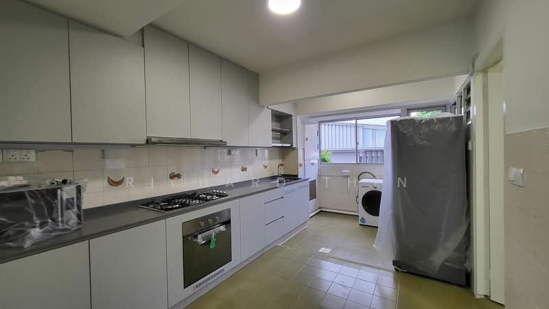 Chancery Court, 36E Dunearn Road, 3 Bedrooms, 2,034 sqft, Condominium For Rent, by Richard Then, 500103102 - Kitchen - PropertyGuru.com.sg