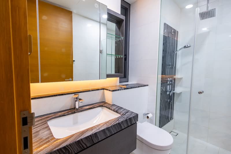 Marina One Residences, 21 Marina Way, 2 Bedrooms, 1,119 sqft, Condominium For Rent, by William Tan, 500103109 - Bathroom - PropertyGuru.com.sg