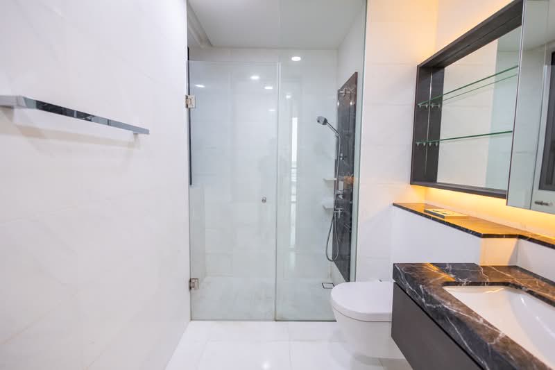 Marina One Residences, 21 Marina Way, 2 Bedrooms, 1,119 sqft, Condominium For Rent, by William Tan, 500103109 - Bathroom - PropertyGuru.com.sg