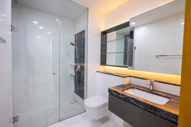 Marina One Residences, 21 Marina Way, 2 Bedrooms, 1,119 sqft, Condominium For Rent, by William Tan, 500103109 - Bathroom - PropertyGuru.com.sg