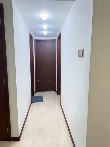 Edelweiss Park Condo, 90 Flora Road, 2 Bedrooms, 947 sqft, Condominium For Rent, by Eric Lim, 500103119 - Corridor - PropertyGuru.com.sg