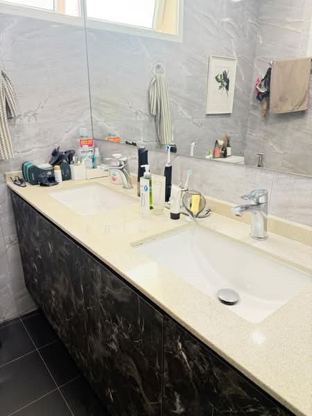 Edelweiss Park Condo, 90 Flora Road, 2 Bedrooms, 947 sqft, Condominium For Rent, by Eric Lim, 500103119 - Bathroom - PropertyGuru.com.sg