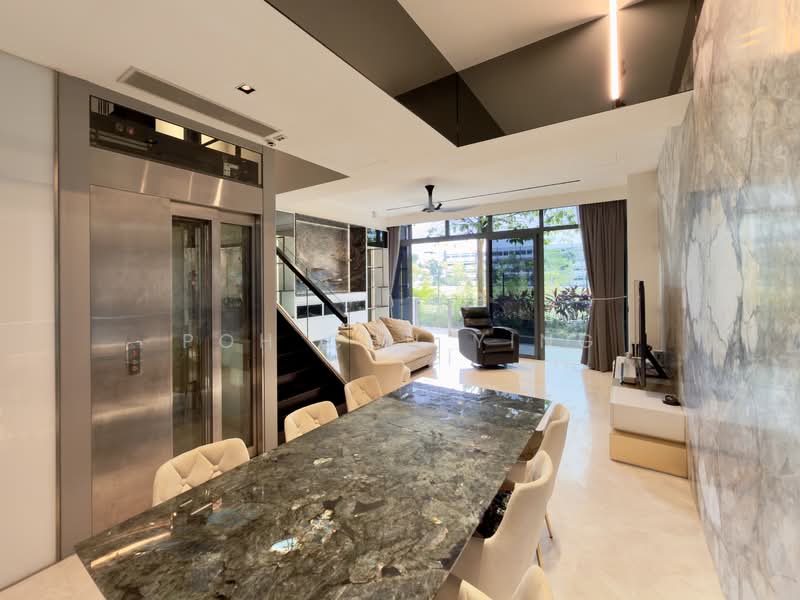 Belgravia Villas, 200 Ang Mo Kio Avenue 5, 5 Bedrooms, 3,961 sqft, Semi-Detached House For Sale, by Poh Chu Ying, 500103120 - Living Room - PropertyGuru.com.sg