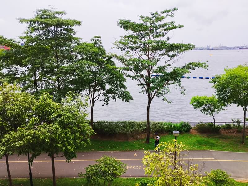415D Northshore Drive, 415D Northshore Drive, 3 Bedrooms, 1,011 sqft, HDB Flat For Sale, by Cindy Chua, 500103132 - Full Sea view from unit  - PropertyGuru.com.sg