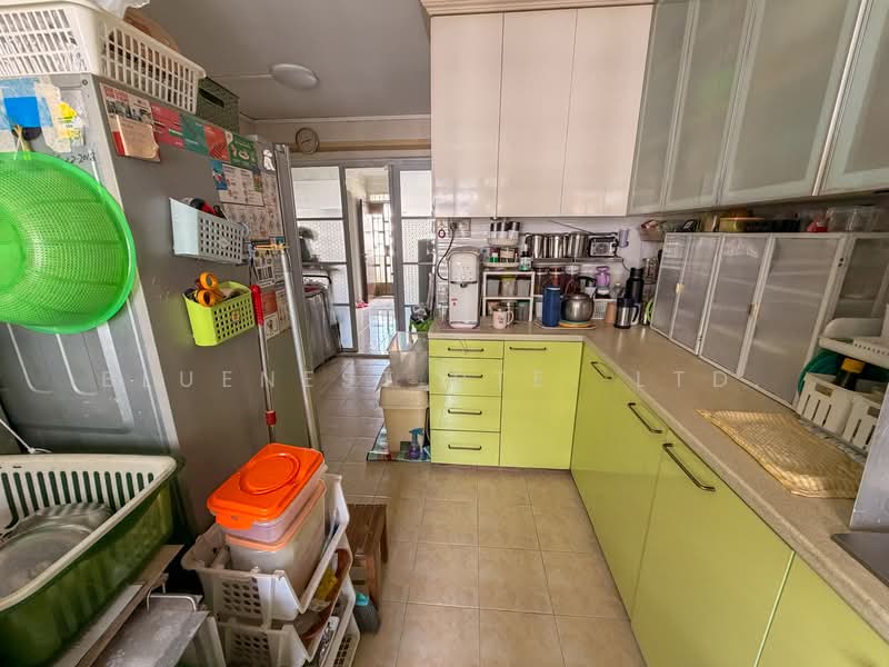 106 Simei Street 1, 106 Simei Street 1, 3 Bedrooms, 1,119 sqft, HDB Flat For Sale, by JOREEN LIM, 500103139 - Kitchen - PropertyGuru.com.sg