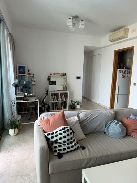 Skyline Residences, 610 Telok Blangah Road, 3 Bedrooms, 1,346 sqft, Condominium For Sale, by Eileen Koh, 500103147 - Living Room - PropertyGuru.com.sg