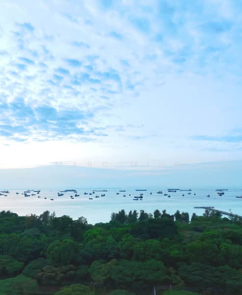 Vela Bay, Bayshore Road, 3 Bedrooms, 893 sqft, Condominium For Sale, by Marc Ming, 500103152 - Sea View full of ships @ High - PropertyGuru.com.sg