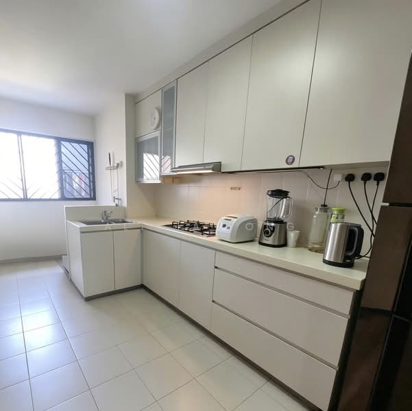 610 Ang Mo Kio Avenue 4, 610 Ang Mo Kio Avenue 4, 3 Bedrooms, 1,023 sqft, HDB Flat For Sale, by Alicia Fong, 500103158 - Kitchen - PropertyGuru.com.sg