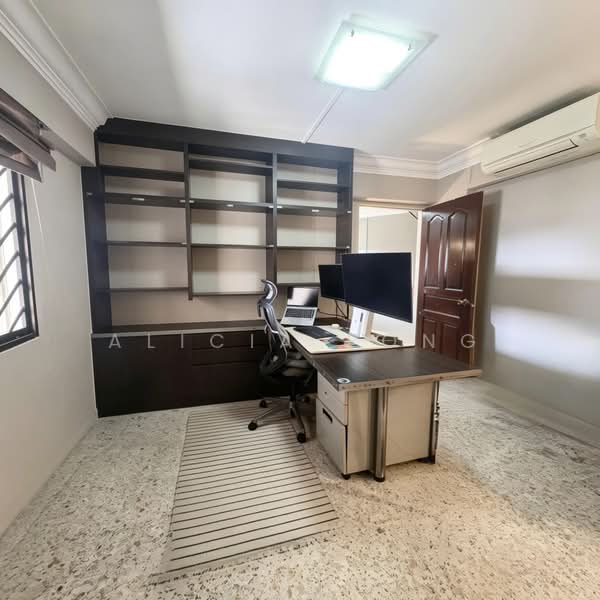 610 Ang Mo Kio Avenue 4, 610 Ang Mo Kio Avenue 4, 3 Bedrooms, 1,023 sqft, HDB Flat For Sale, by Alicia Fong, 500103158 - Study - PropertyGuru.com.sg