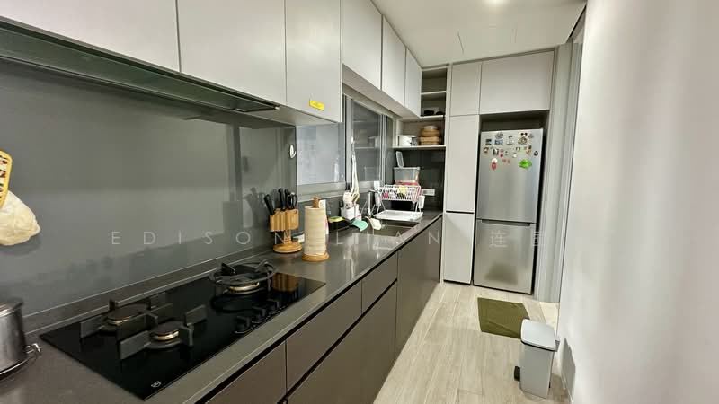 Amber Park, 18 Amber Gardens, 6 Bedrooms, 4,392 sqft, Condominium For Sale, by Edison Lian 连国雄, 500103159 - Kitchen - PropertyGuru.com.sg