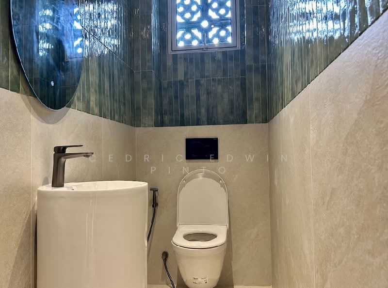 Stanley Street Shophouse, Telok Ayer / Amoy Street / Club Street, 2,000 sqft, Office For Rent, by Cedric Edwin Pinto, 500103172 - Bathroom - CommercialGuru.com.sg