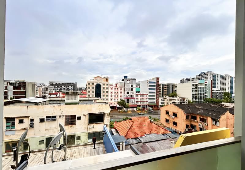 #1 Suites (One Suites), 1 Lorong 20 Geylang, 2 Bedrooms, 818 sqft, Condominium For Rent, by Helen HU, 500103187 - Exterior - PropertyGuru.com.sg