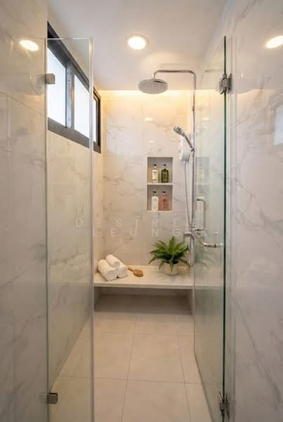 Detached Estate at Serangoon Garden Way, , 6 Bedrooms, 9,000 sqft, Detached House For Sale, by Desiree Leung, 500103192 - Bathroom - PropertyGuru.com.sg