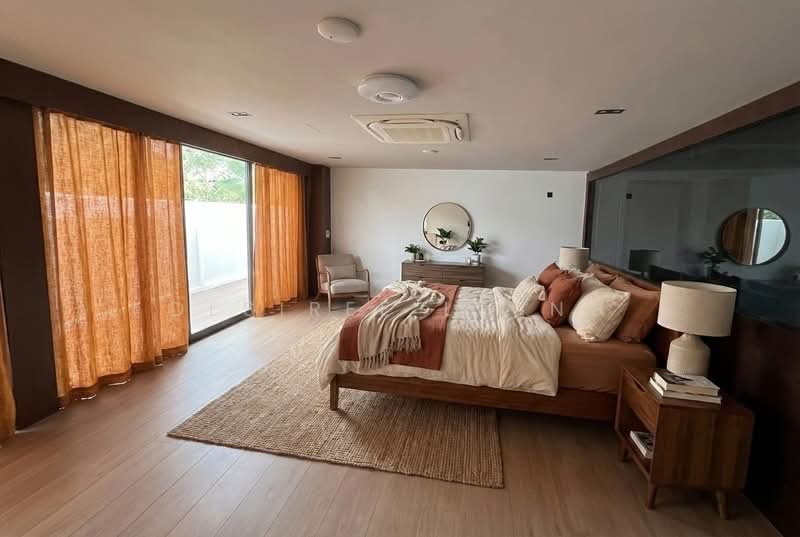 Detached Estate at Serangoon Garden Way, , 6 Bedrooms, 9,000 sqft, Detached House For Sale, by Desiree Leung, 500103192 - Bedroom - PropertyGuru.com.sg