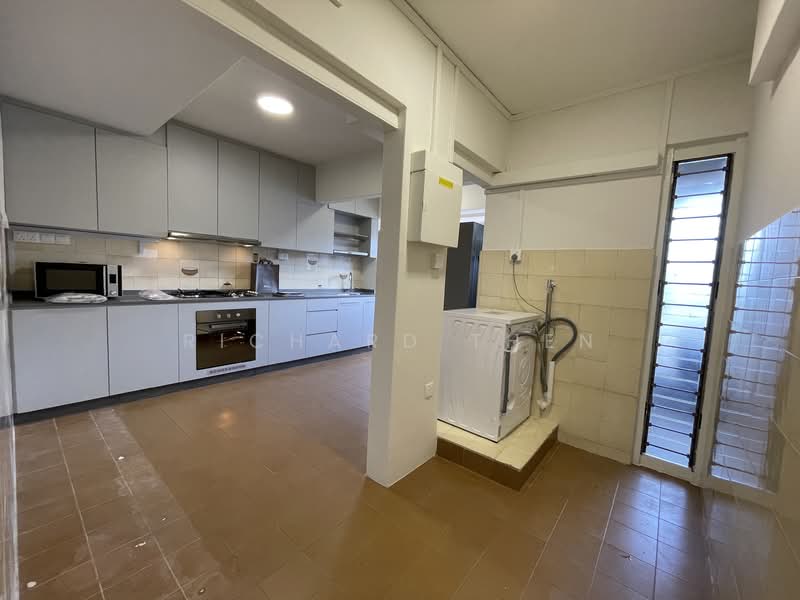 Chancery Court, 36E Dunearn Road, 3 Bedrooms, 2,035 sqft, Condominium For Rent, by Richard Then, 500103196 - Kitchen - PropertyGuru.com.sg