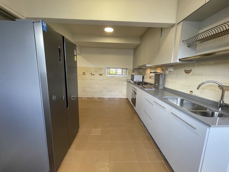 Chancery Court, 36E Dunearn Road, 3 Bedrooms, 2,035 sqft, Condominium For Rent, by Richard Then, 500103196 - Kitchen - PropertyGuru.com.sg