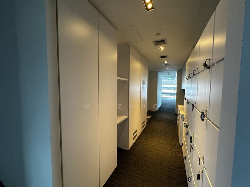 Gateway West, 150 Beach Road, 11,644 sqft, Office For Rent, by MJ Zhuo, 500103197 - Corridor - CommercialGuru.com.sg