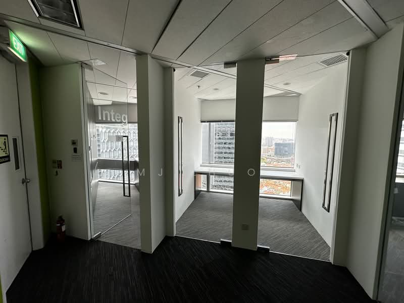 Gateway West, 150 Beach Road, 11,644 sqft, Office For Rent, by MJ Zhuo, 500103197 - Interior - CommercialGuru.com.sg