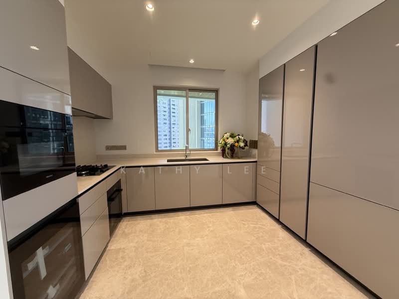 Park Nova, 18 Tomlinson Road, 3 Bedrooms, 2,207 sqft, Condominium For Sale, by Kathy Lee, 500103217 - Kitchen - PropertyGuru.com.sg