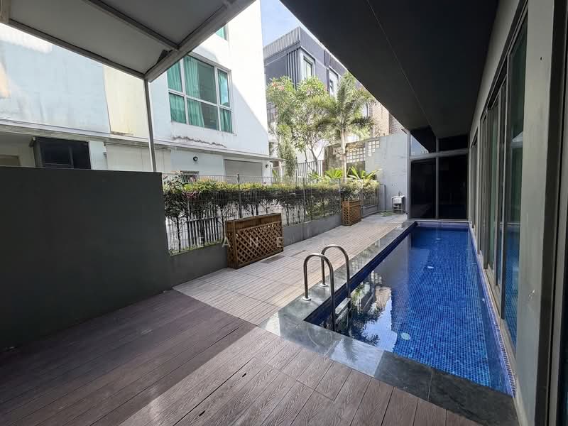 Freehold 5 bed cluster house with Pool & Private Lift walking distance to Kovan MRT, , 5 Bedrooms, 4,446 sqft, Cluster House For Sale, by Deane Cui, 500103228 - Exterior - PropertyGuru.com.sg