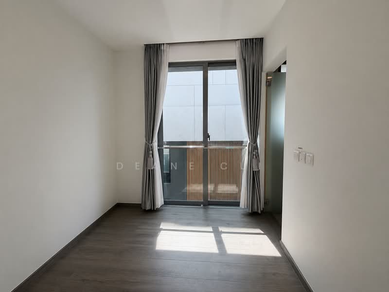 Freehold 5 bed cluster house with Pool & Private Lift walking distance to Kovan MRT, , 5 Bedrooms, 4,446 sqft, Cluster House For Sale, by Deane Cui, 500103228 - Interior - PropertyGuru.com.sg