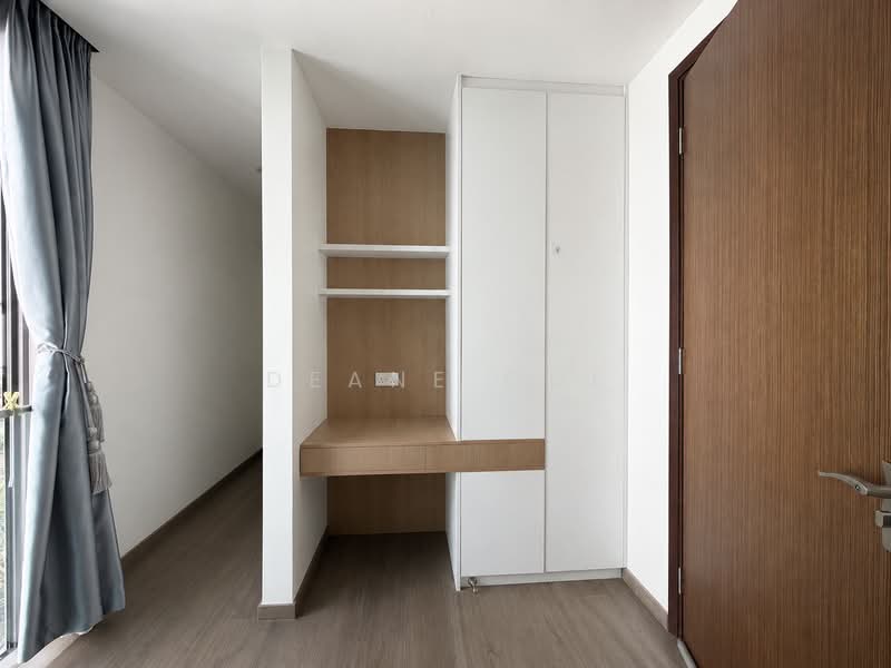 Freehold 5 bed cluster house with Pool & Private Lift walking distance to Kovan MRT, , 5 Bedrooms, 4,446 sqft, Cluster House For Sale, by Deane Cui, 500103228 - Study - PropertyGuru.com.sg