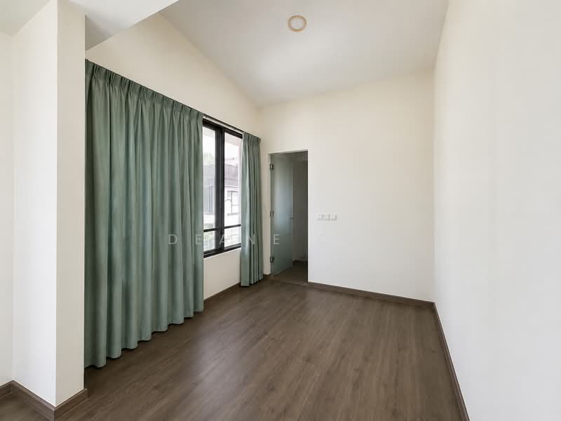 Freehold 5 bed cluster house with Pool & Private Lift walking distance to Kovan MRT, , 5 Bedrooms, 4,446 sqft, Cluster House For Sale, by Deane Cui, 500103228 - Interior - PropertyGuru.com.sg