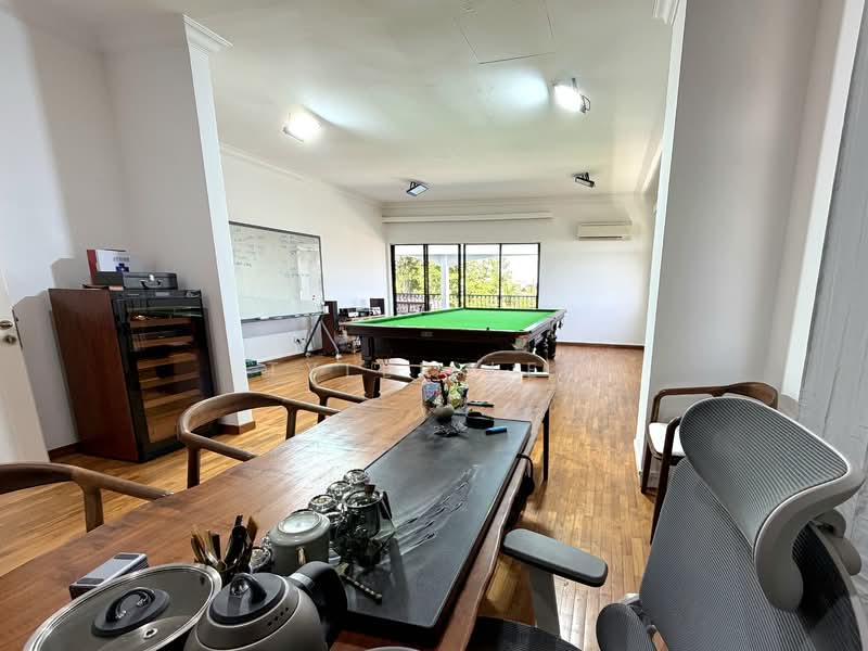 Hilltop Bukit Timah GCB with Unblocked View & Pool in Fourth / Sixth Avenue GCBA, , 5 Bedrooms, 12,824 sqft, Good Class Bungalow For Rent, by Tyler Lee, 500103232 - Interior - PropertyGuru.com.sg