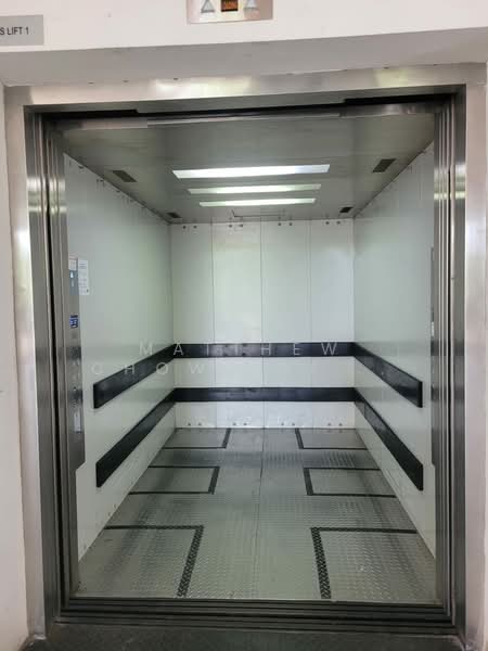 Tampines Industrial Drive Warehouse, , 4,527 sqft, Warehouse For Rent, by Matthew Chow Hsien Hua, 500103235 - Interior - CommercialGuru.com.sg