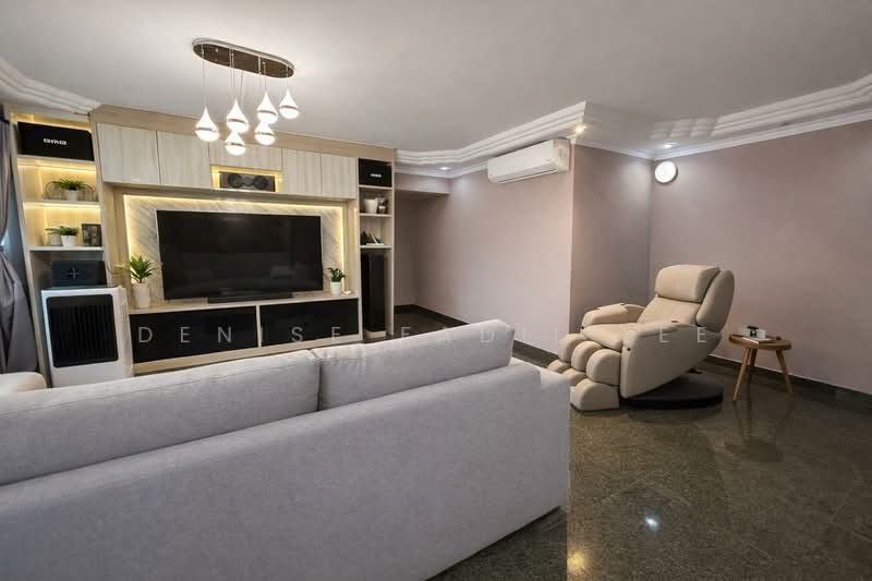 807 Woodlands Street 81, 807 Woodlands Street 81, 4 Bedrooms, 2,066 sqft, HDB Flat For Sale, by Denise Fadil Lee, 500103247 - Living Room - PropertyGuru.com.sg