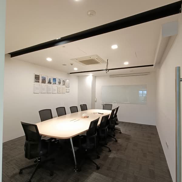 TEE Building, 25 Bukit Batok Street 22, 10,000 sqft, Light Industrial (B1) For Rent, by B.V Ng, 500103254 - Meeting room - CommercialGuru.com.sg