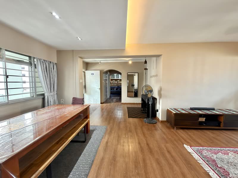 192 Pasir Ris Street 12, 192 Pasir Ris Street 12, 4 Bedrooms, 1,335 sqft, HDB Flat For Sale, by Irfan Farihin, 500103255 - Living Room - PropertyGuru.com.sg