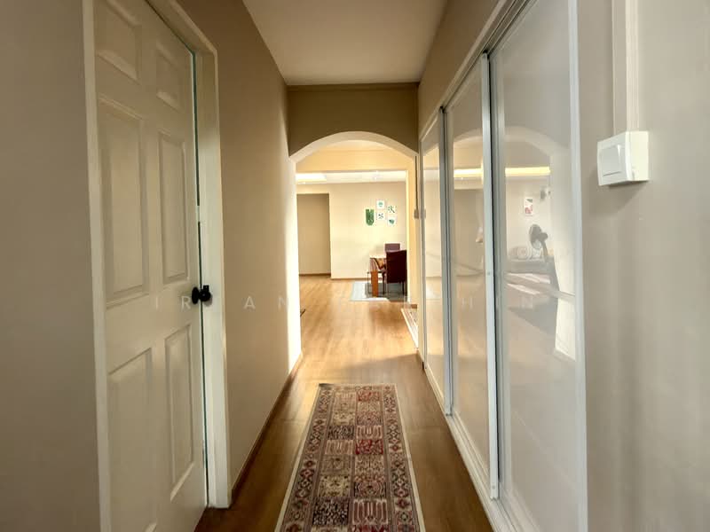 192 Pasir Ris Street 12, 192 Pasir Ris Street 12, 4 Bedrooms, 1,335 sqft, HDB Flat For Sale, by Irfan Farihin, 500103255 - Corridor - PropertyGuru.com.sg