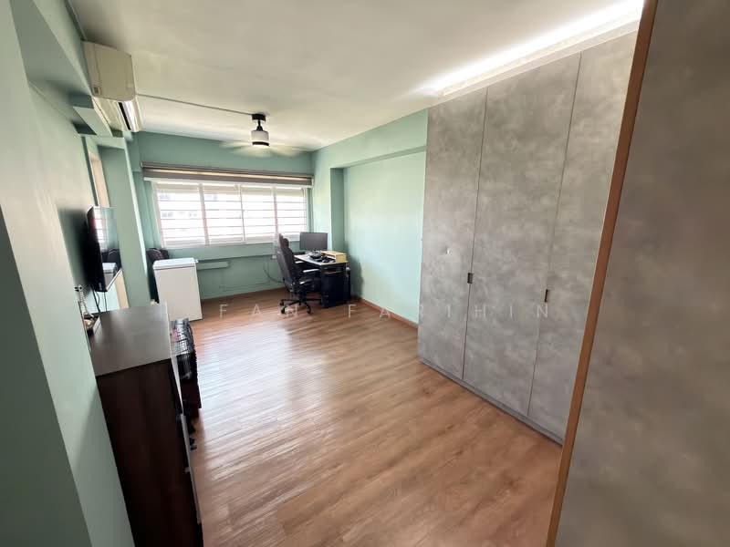 192 Pasir Ris Street 12, 192 Pasir Ris Street 12, 4 Bedrooms, 1,335 sqft, HDB Flat For Sale, by Irfan Farihin, 500103255 - Master Bedroom - PropertyGuru.com.sg